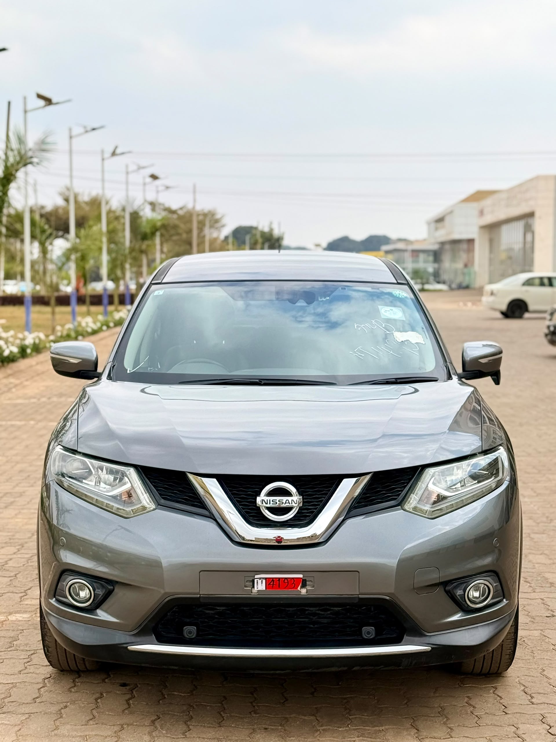 Nissan  X-trail 2013